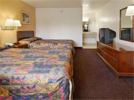 Belmont Inn And Suites Hampton Ruang foto